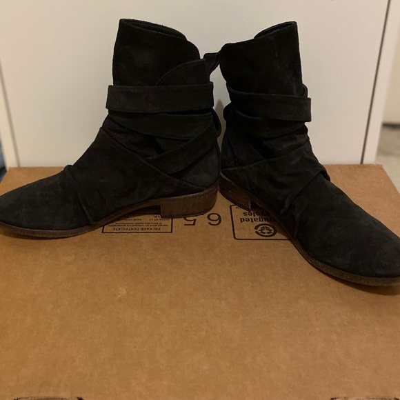 P.monjo leather boots - Picture 3 of 8